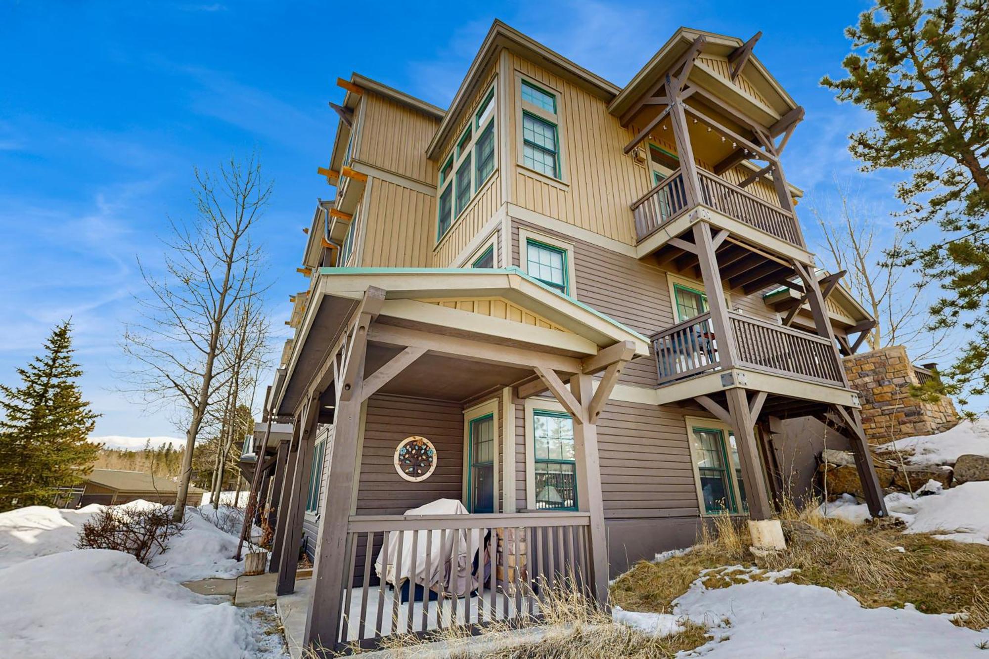 Bluebird Skies Granby Extérieur photo